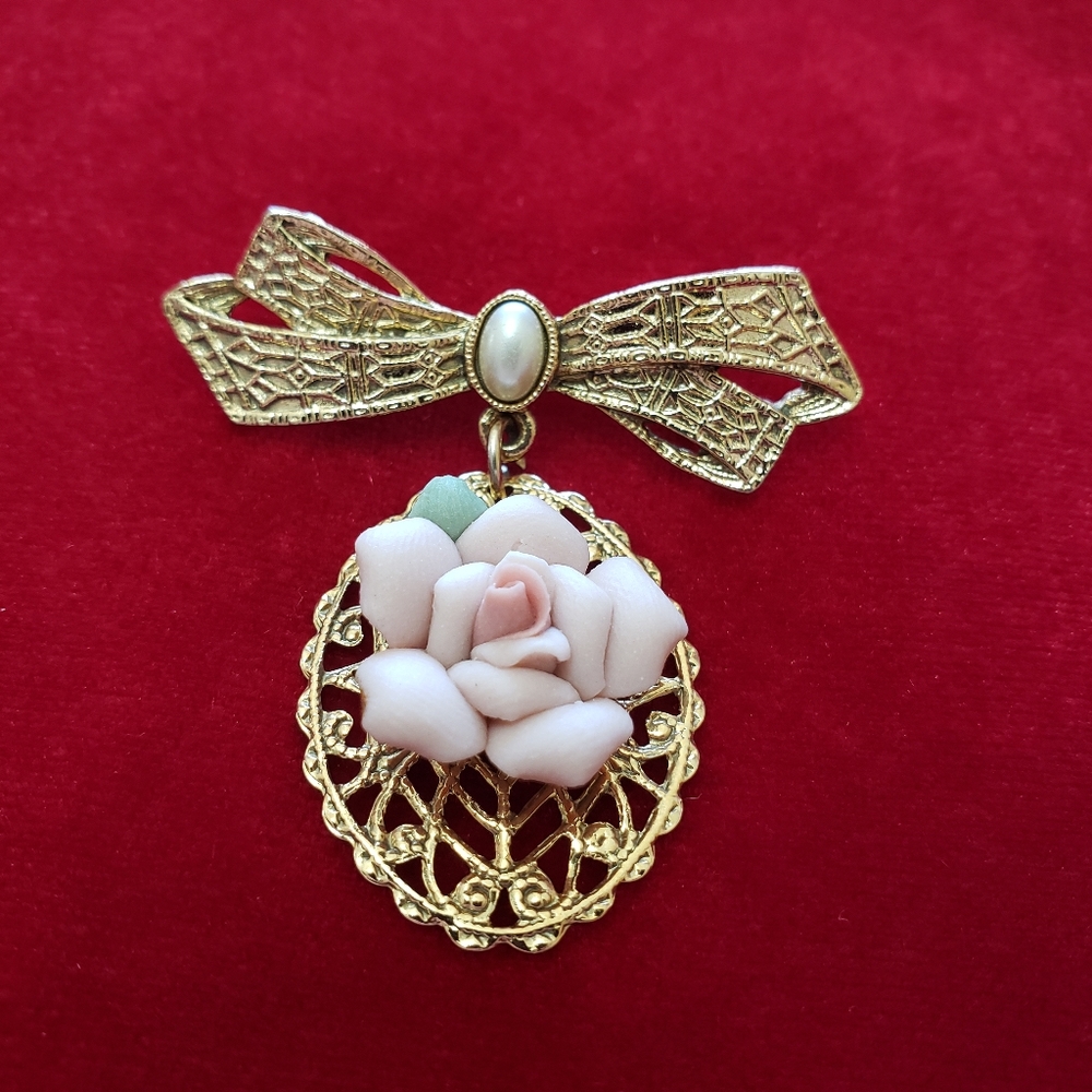 Victorian Style Pink Porcelain Rose Filigree Dangle Pin - Picture 2 of 9